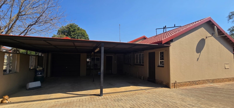 3 Bedroom Property for Sale in Ellaton North West